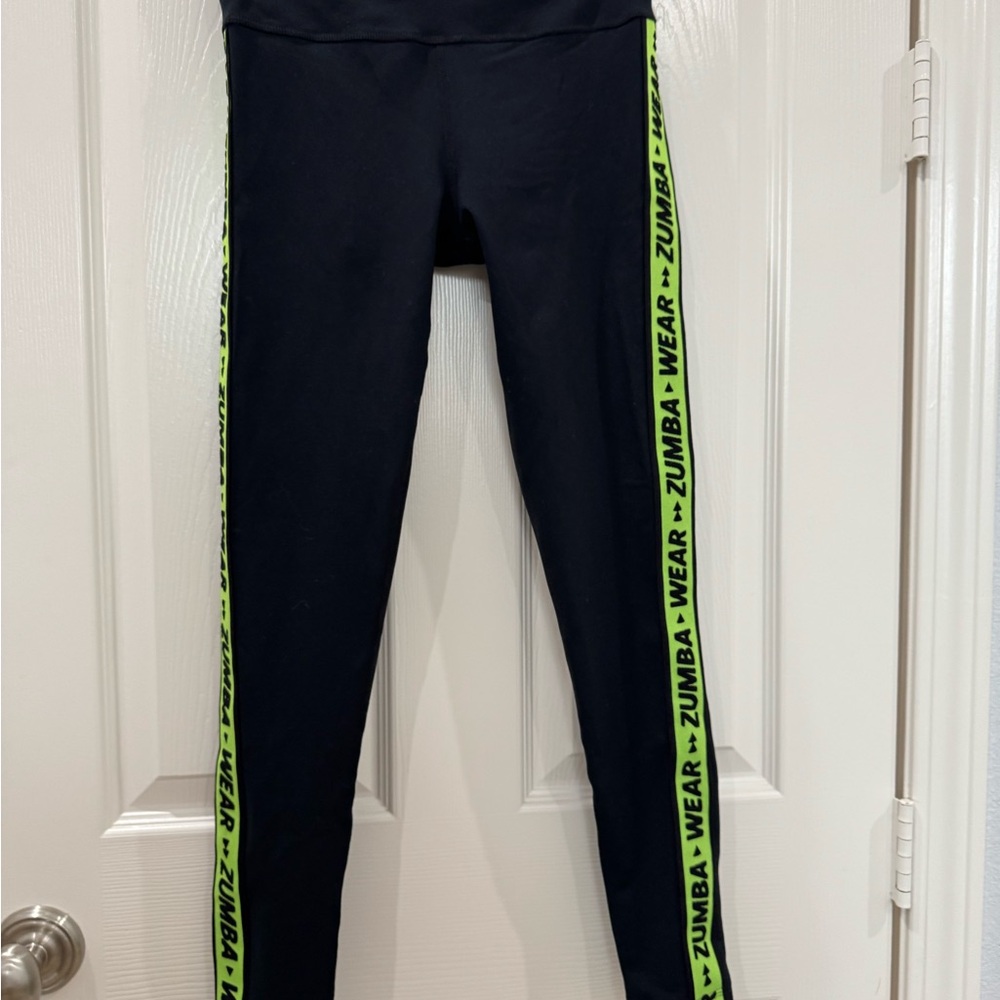 Zumba Wear Black Leggings with Green Accents